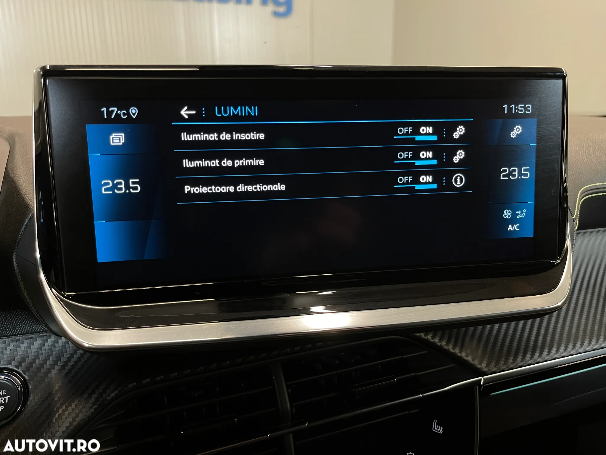 Peugeot 2008 1.2 PureTech BVM6 STT GT - 21