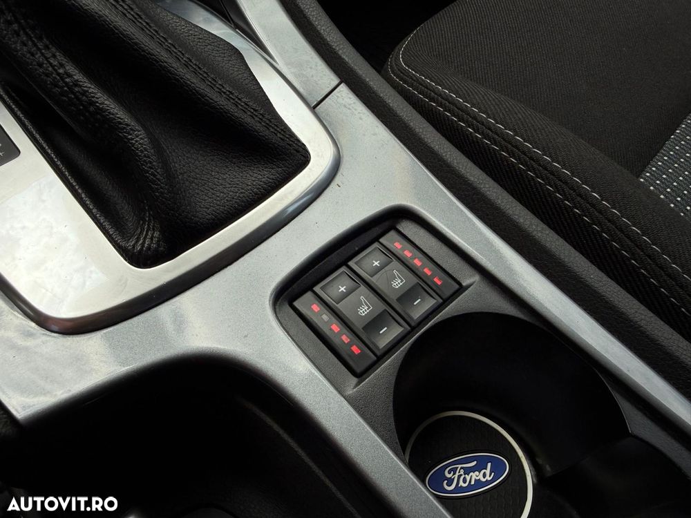 Ford Mondeo - 16