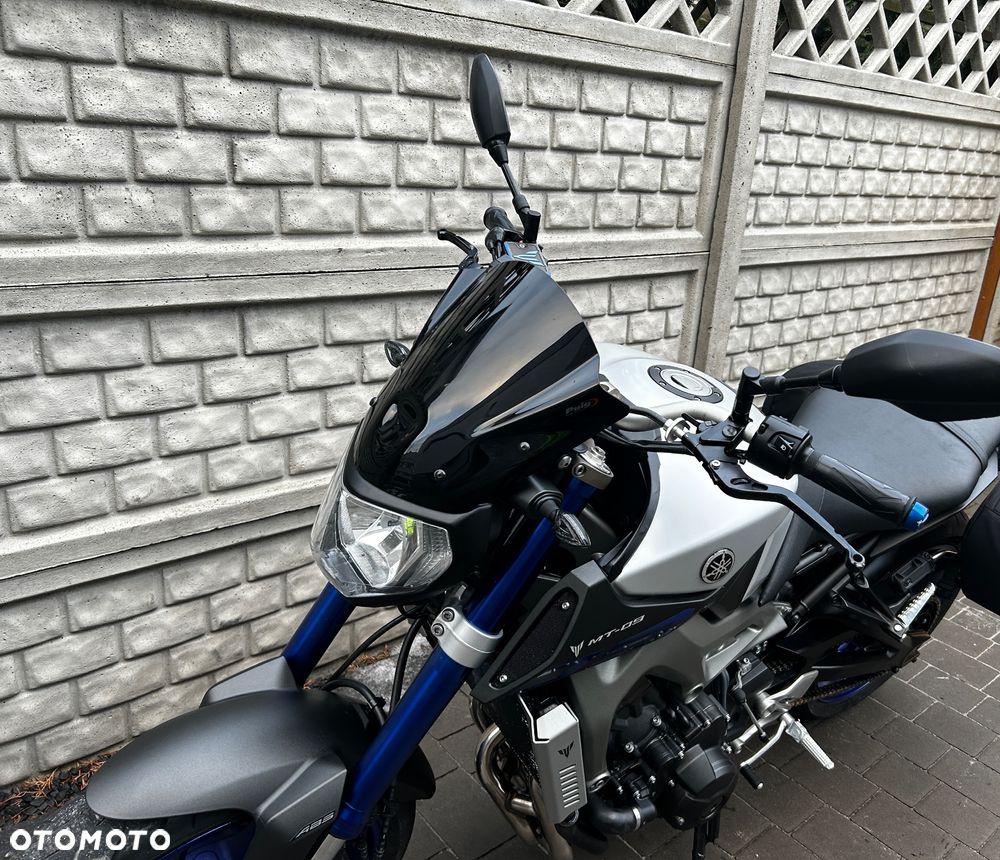 Yamaha MT - 18