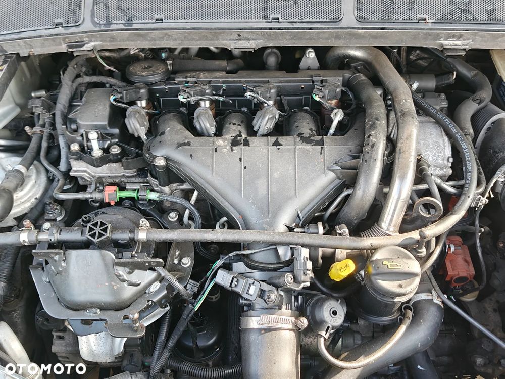 Ford S-Max 2.0 TDCi DPF Ambiente - 19