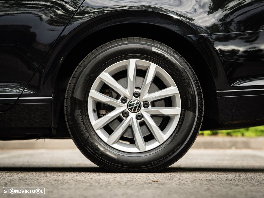 VW Passat Variant - 10