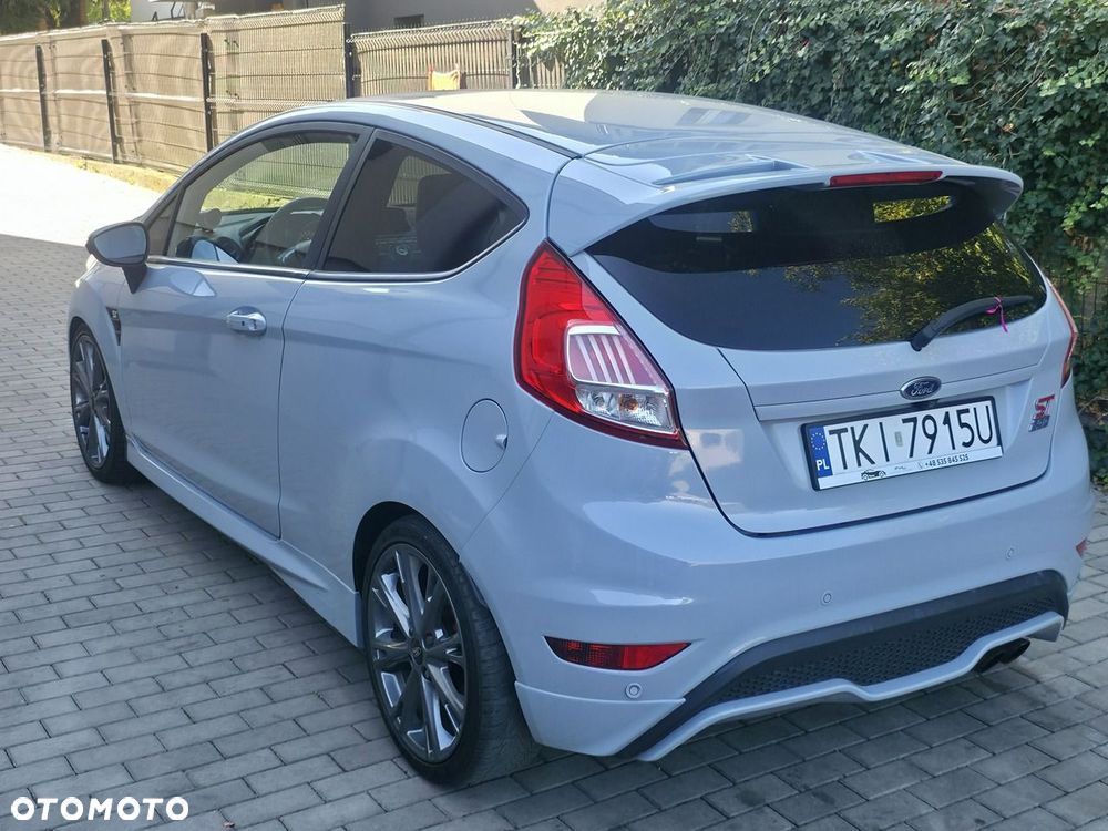 Ford Fiesta 2017 photo 4
