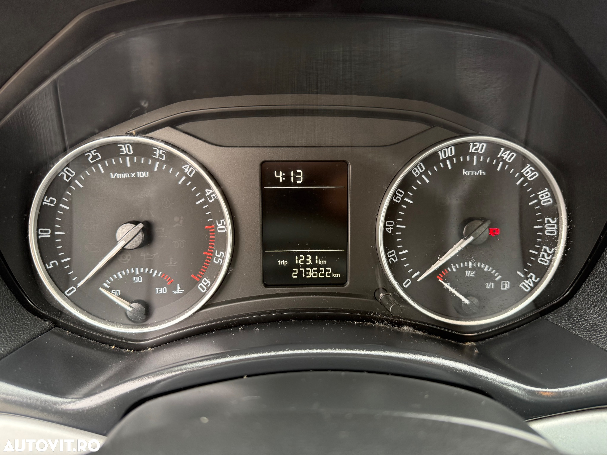 Skoda Octavia Combi 1.6 TDI Edition - 10