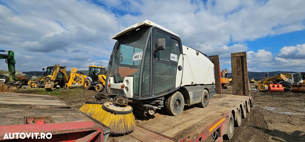 Alta Mătură stradală Johnson - 5