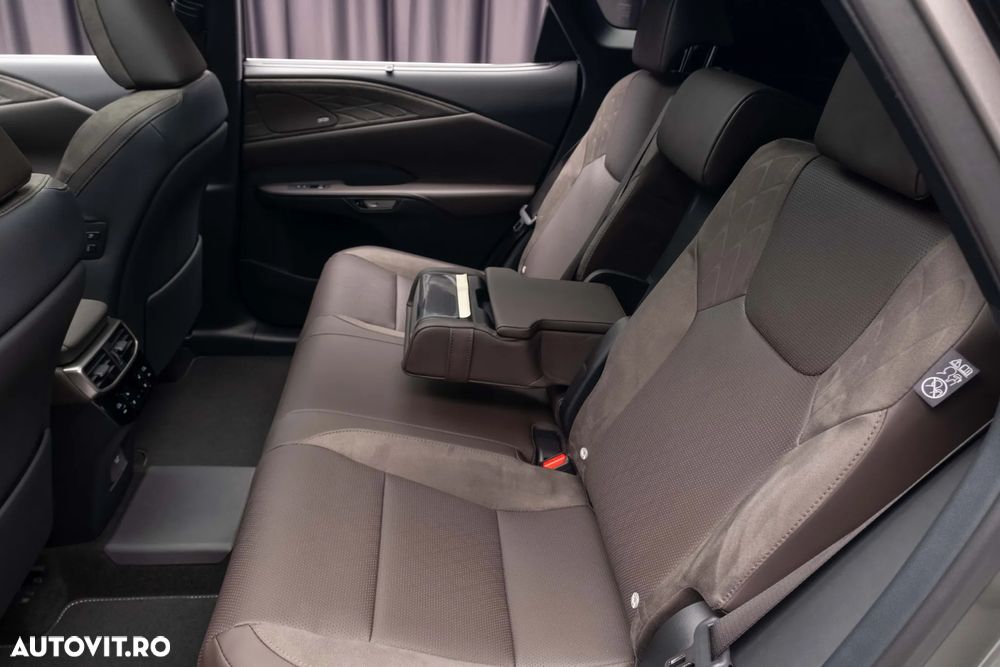 Lexus Seria RX 450h+ E-Four PHEV Luxury - 28