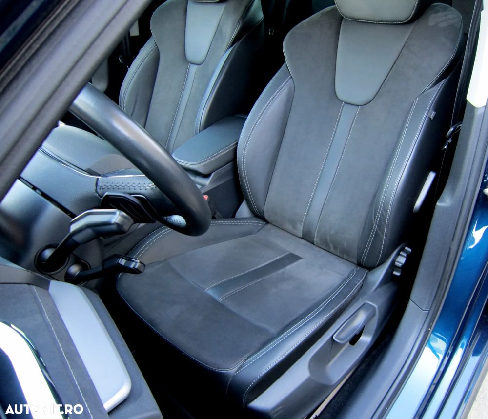 Skoda Octavia 2.0 TDI STYLE DSG - 7