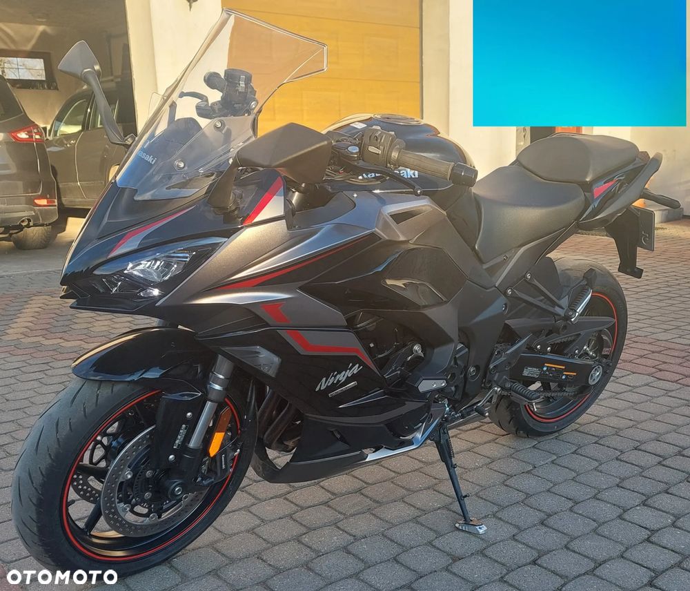 Kawasaki Ninja 1000 SX - 2