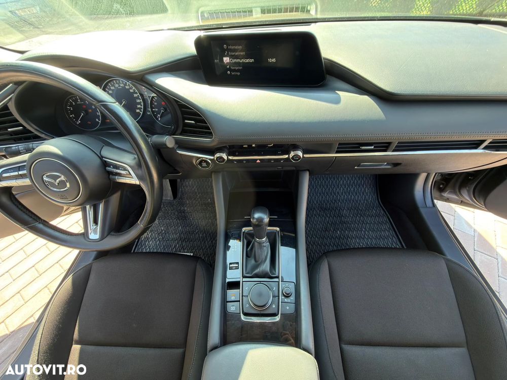 Mazda 3 G122 AT - 11