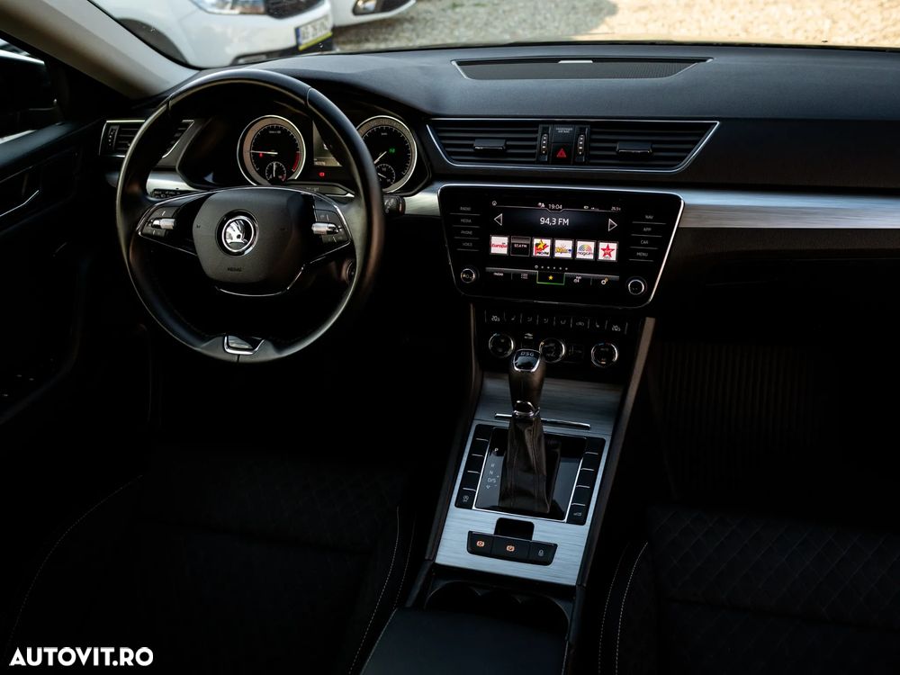 Skoda Superb 2.0 TDI DSG Style - 29