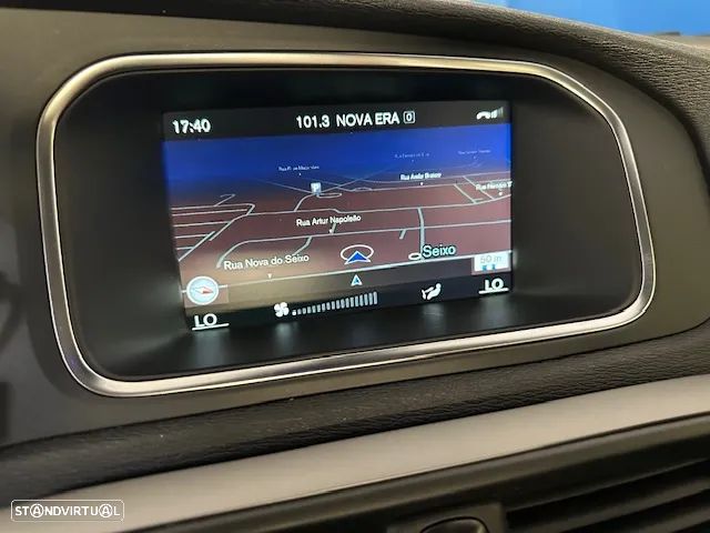 Volvo V40 2.0 D2 Momentum - 16