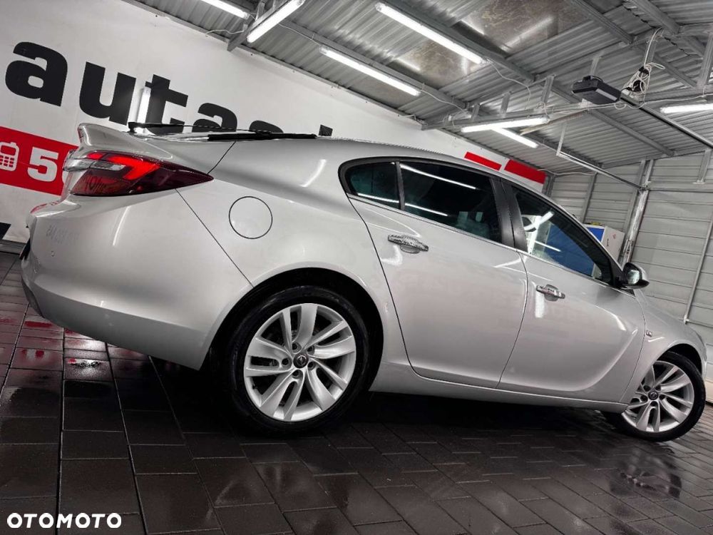 Opel Insignia - 15