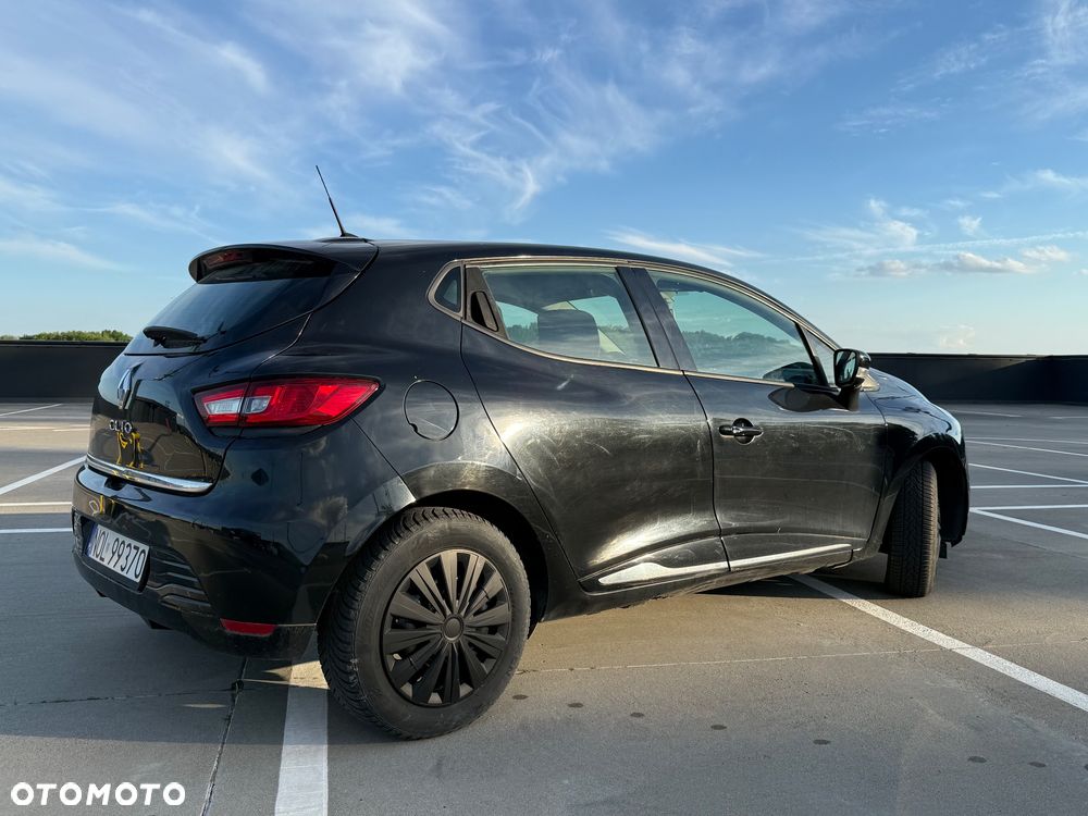 Renault Clio 1.2 16V Authentique - 4