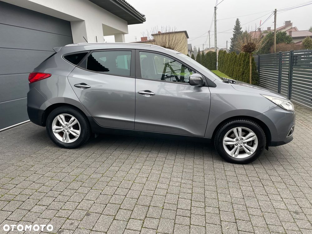 Hyundai ix35 1.6 2WD Fifa World Cup Edition - 12