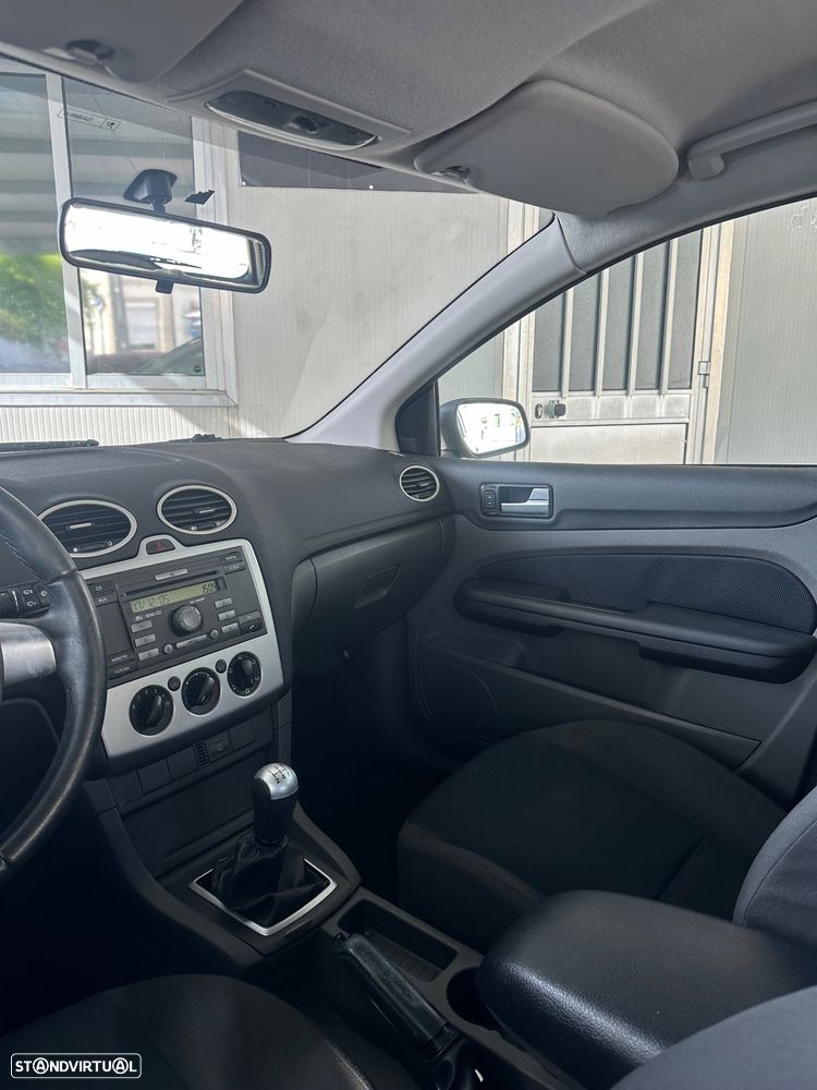 Ford Focus SW 1.4 Zetec - 18