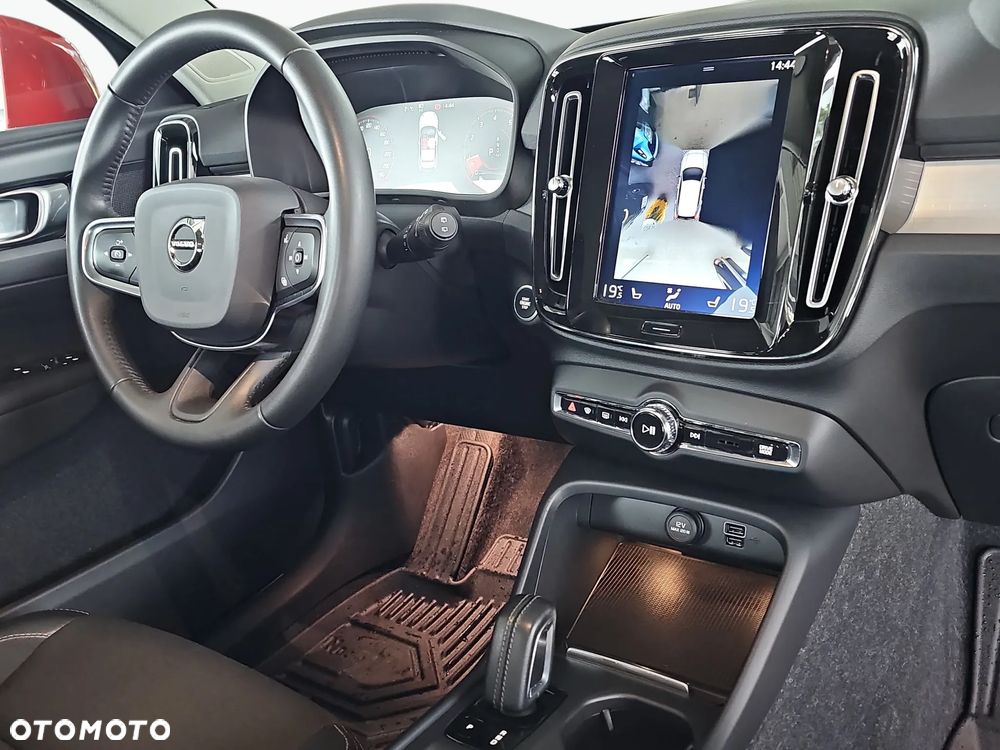 Volvo XC 40 T4 AWD Momentum Pro - 31