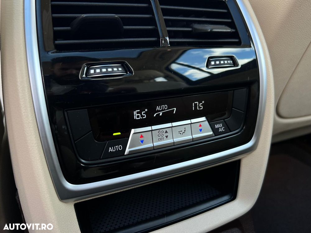 BMW X7 xDrive40i - 18