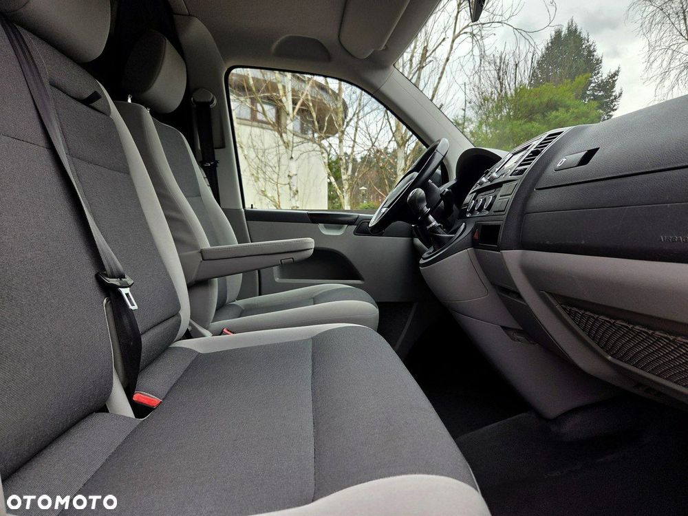 Volkswagen Transporter - 5