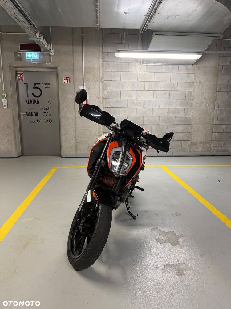 KTM Duke 125 - 1