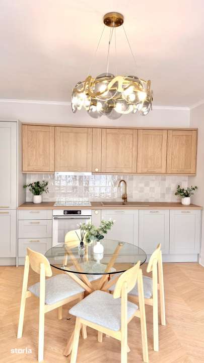 Apartament trei camere, ultrafinisat, partial mobilat, strada Urusagul — fotografia 1