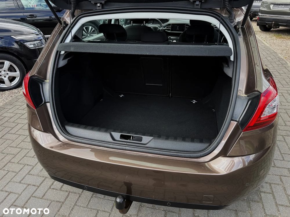 Peugeot 308 125 THP Active - 10