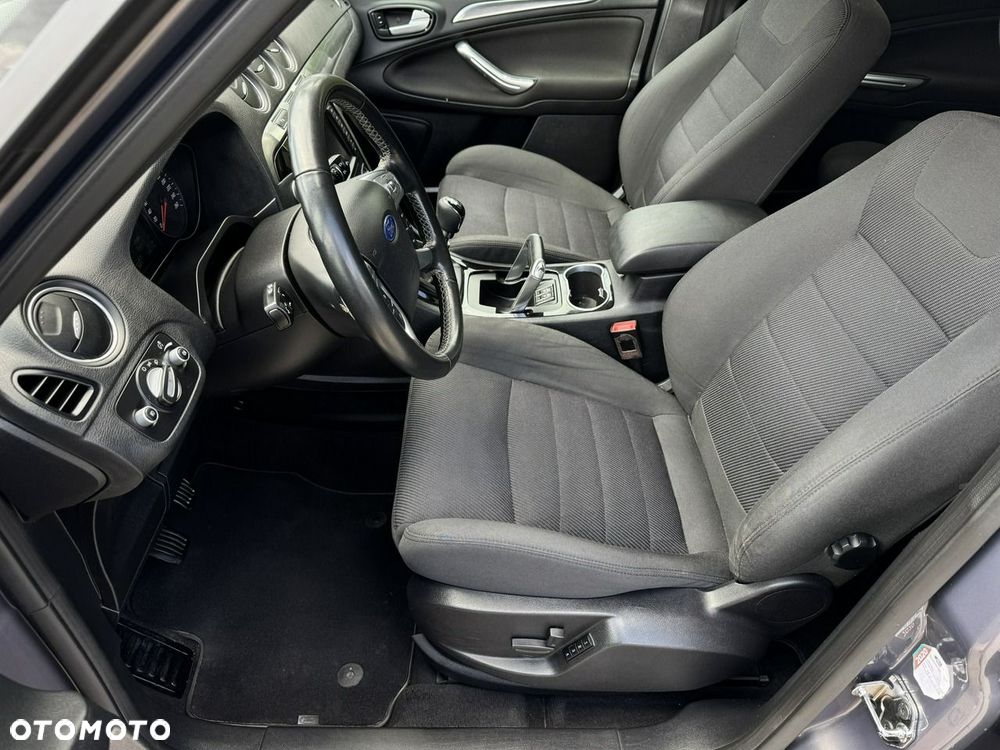 Ford S-Max 2.0 TDCi DPF Titanium - 16