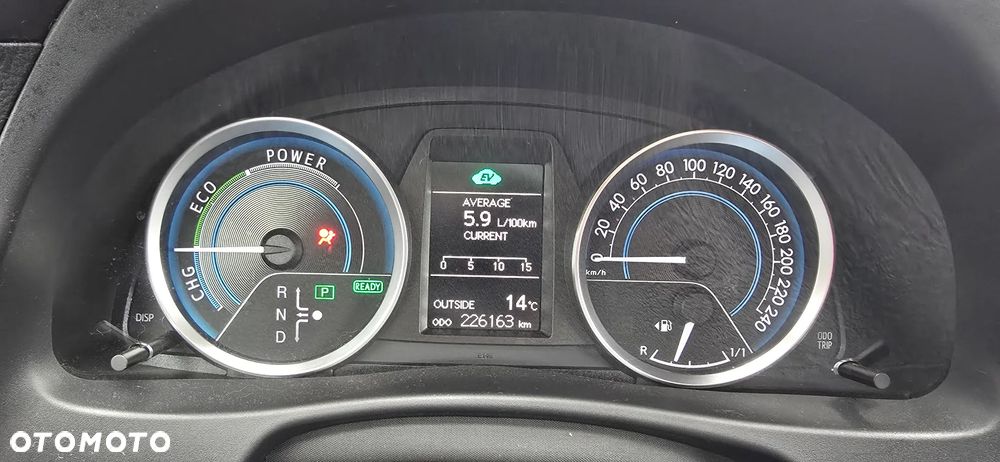 Toyota Auris - 16