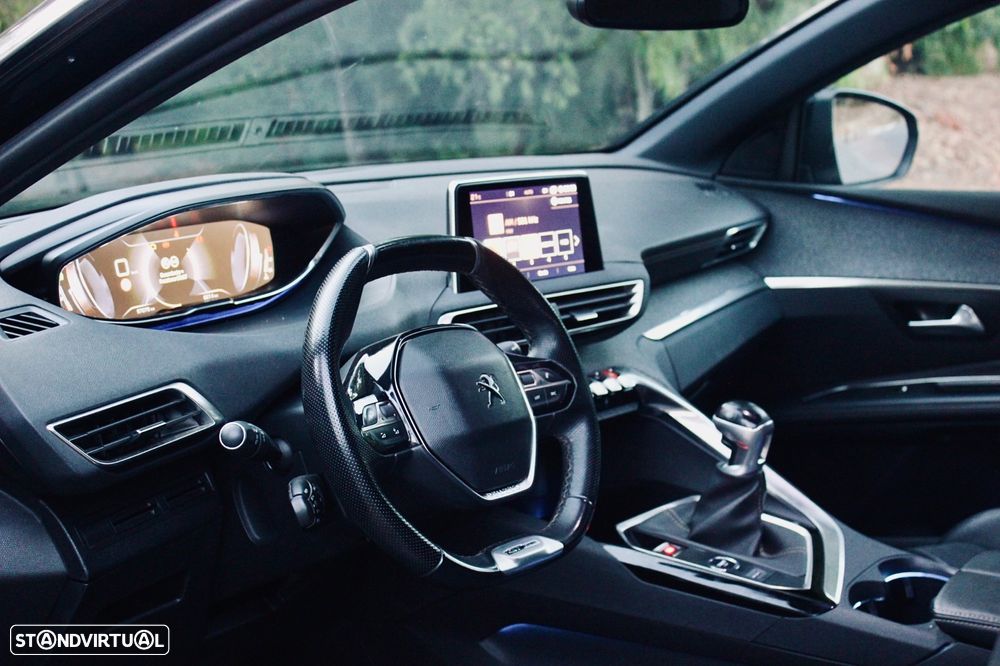 Peugeot 5008 1.2 PureTech GT Line - 4
