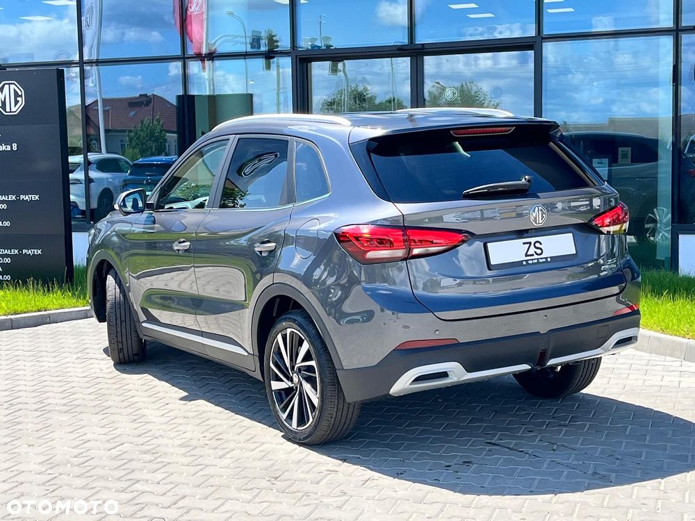 MG ZS 1.5 HEV+ Exclusive - 10