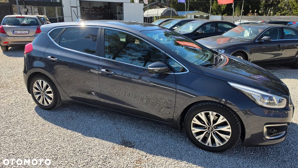 Kia Ceed 1.6 GDI L Business Line - 36