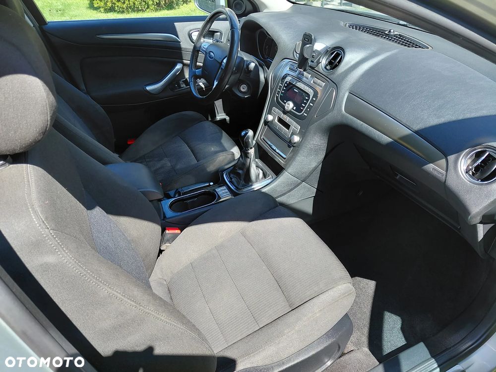 Ford Mondeo 2.0 Viva Titanium - 13