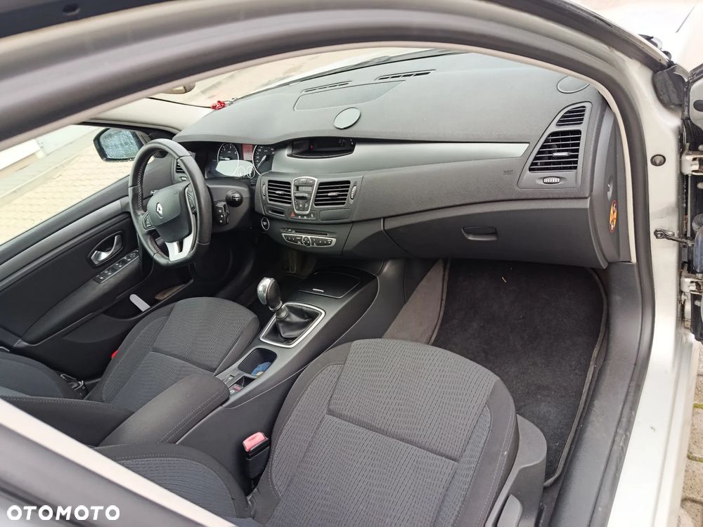 Renault Laguna 2.0 dCi FAP Dynamique - 6