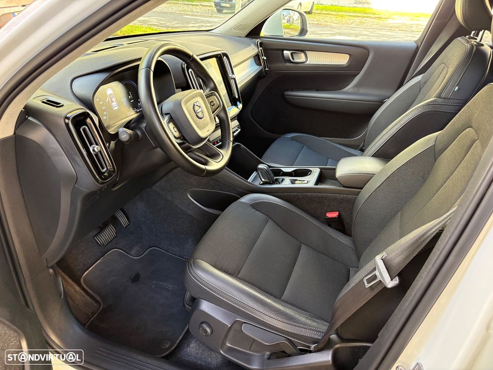 Volvo XC 40 1.5 T5 PHEV Momentum Plus - 10
