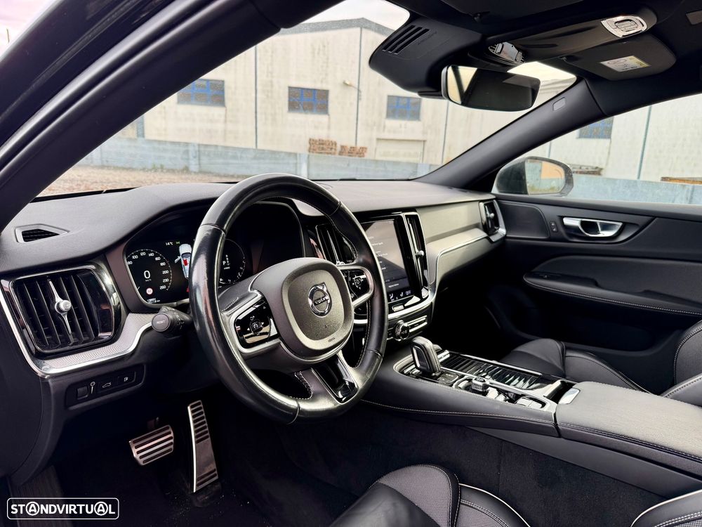 Volvo V60 2.0 T6 AWD TE R-Design Expression - 9