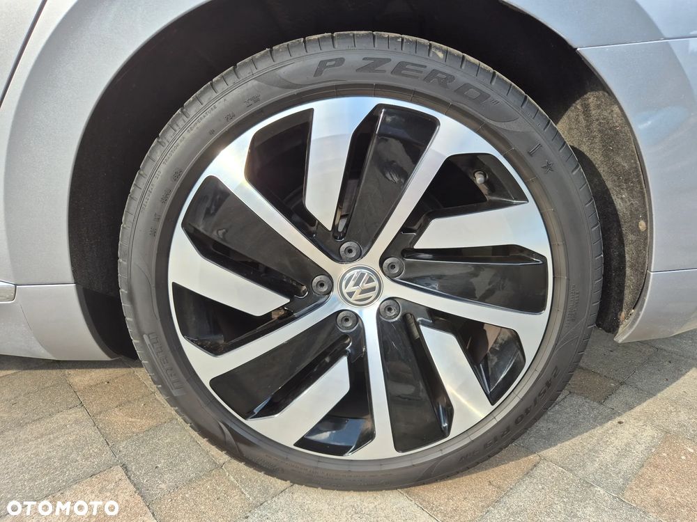 Volkswagen Arteon 2.0 TSI GPF R-Line DSG - 32