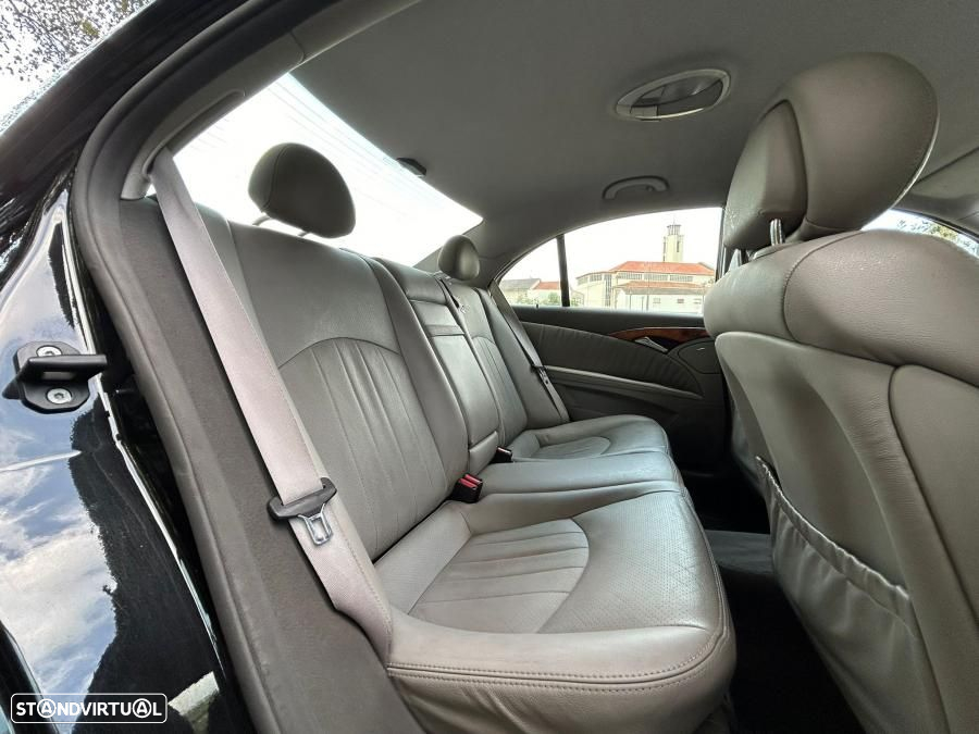 Mercedes-Benz E 220 CDi Elegance - 27