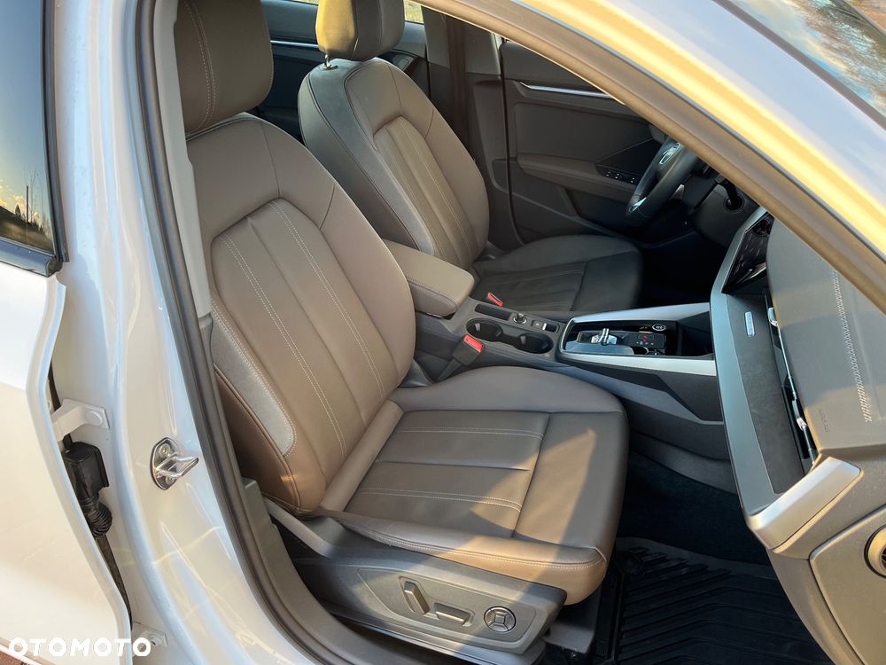 Audi A3 Limousine 40 TFSI quattro S tronic S line - 23