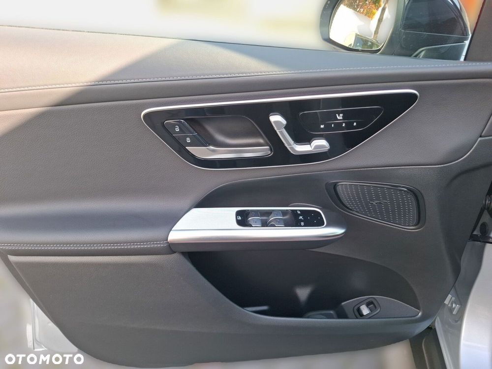 Mercedes-Benz GLC 220 d mHEV 4-Matic AMG Line - 17