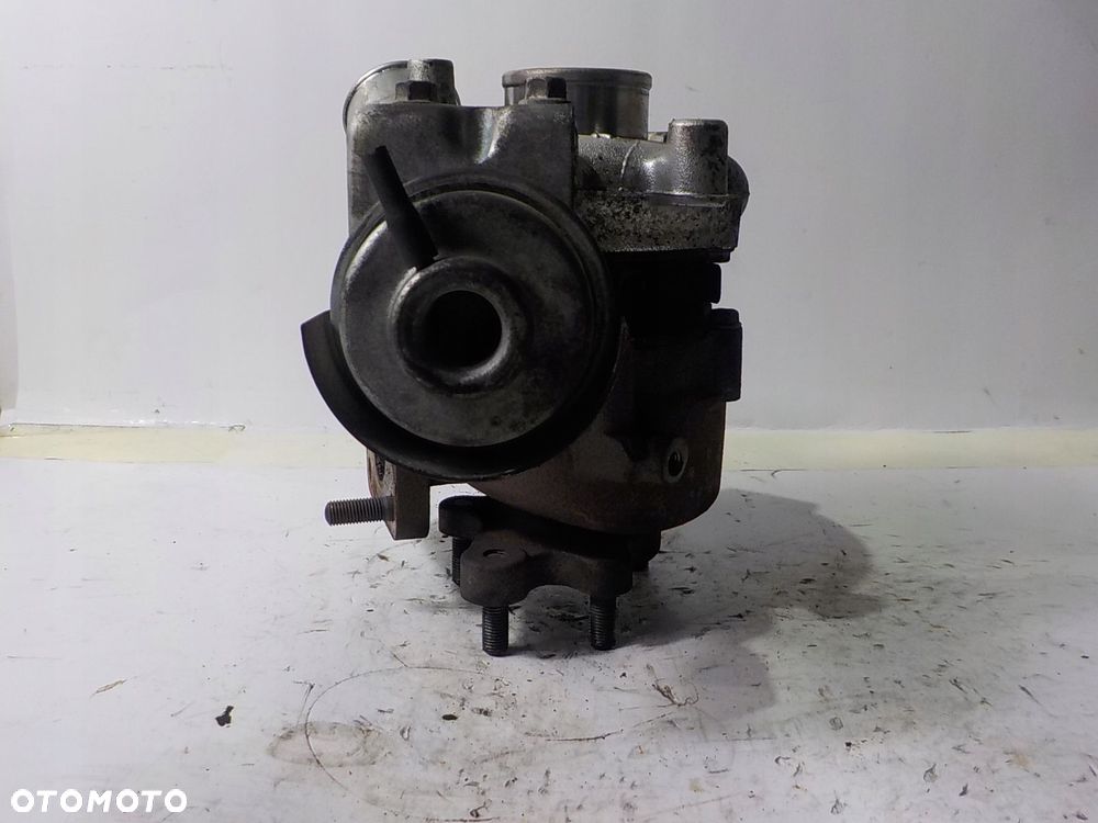 MITSUBISHI OUTLANDER II 2.2 DID TURBOSPRĘŻARKA TURBINA 49335-01014 - 2