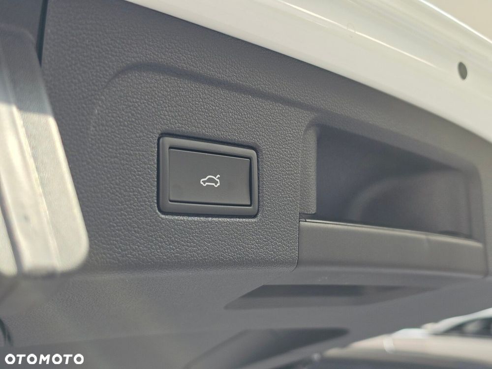 Volkswagen Touran 1.5 TSI EVO Comfortline Plus DSG - 12