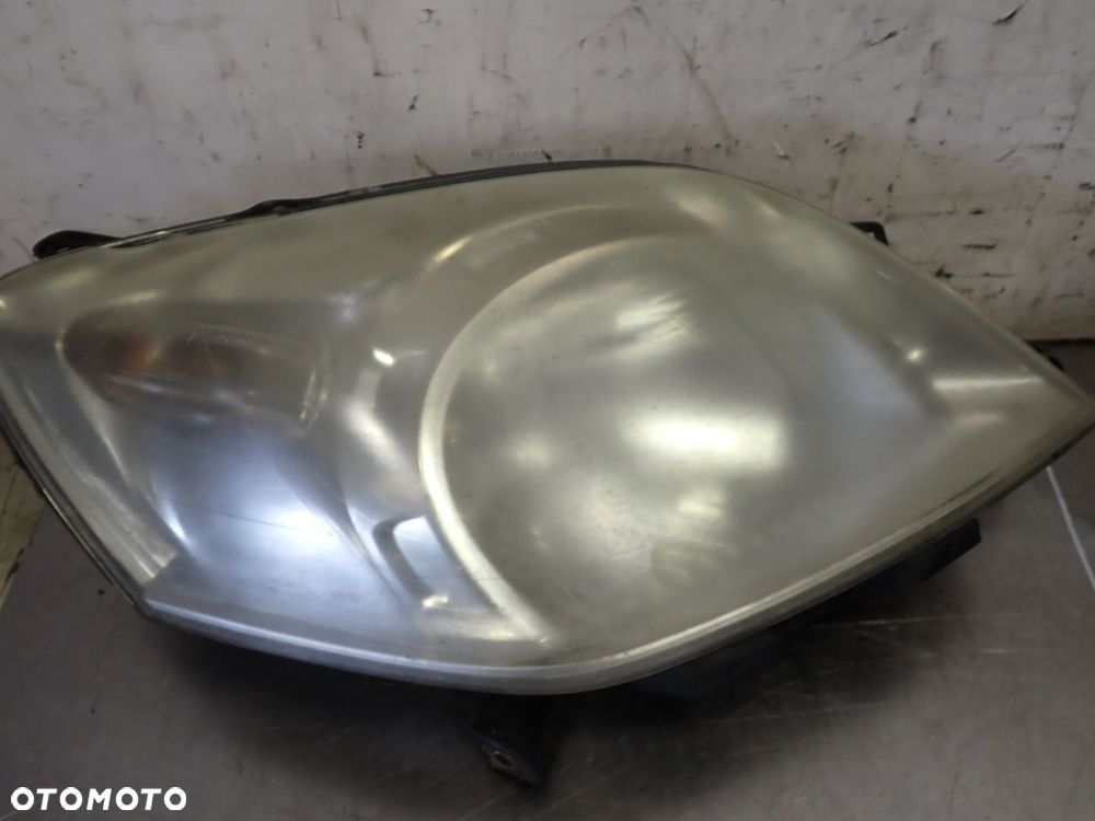 LAMPA PRAWA PRZEDNIA CITROEN NEMO 1.4HDI - 6