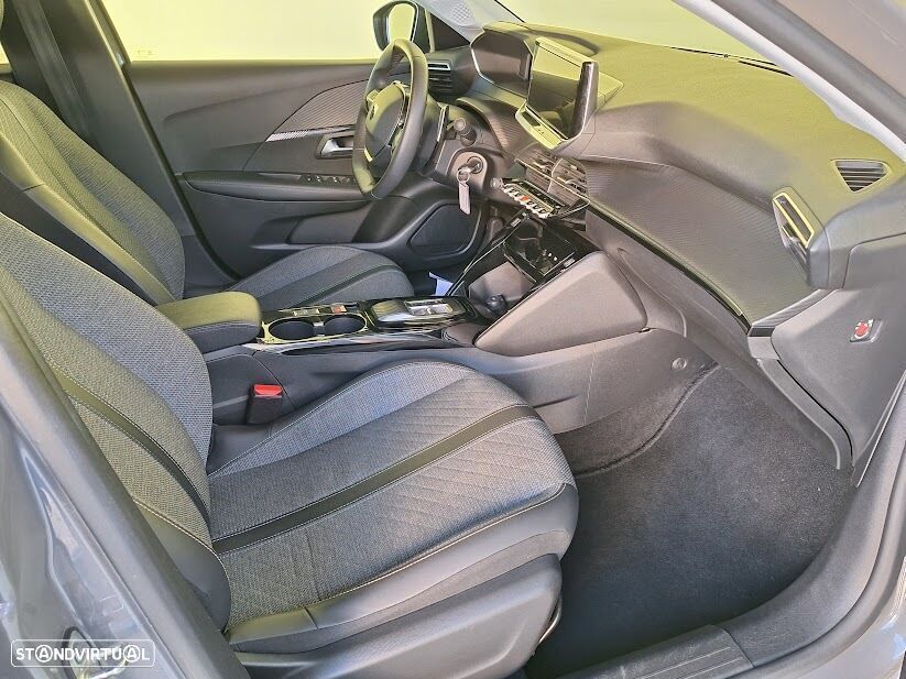 Peugeot 208 1.2 Hybrid Allure e-DCS6 - 10