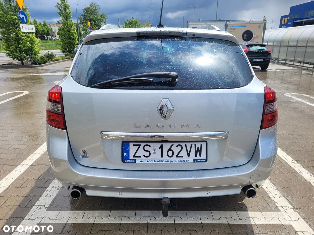 Renault Laguna dCi 175 FAP GT - 21