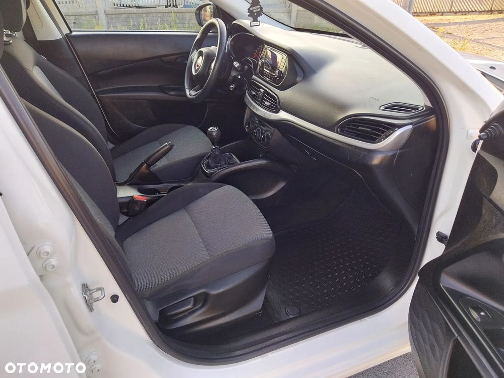 Fiat Tipo 1.4 Classic - 23