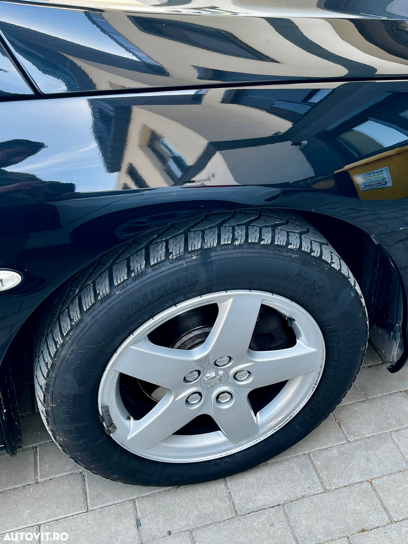 Peugeot 407 1.6 HDi FAP Confort - 16