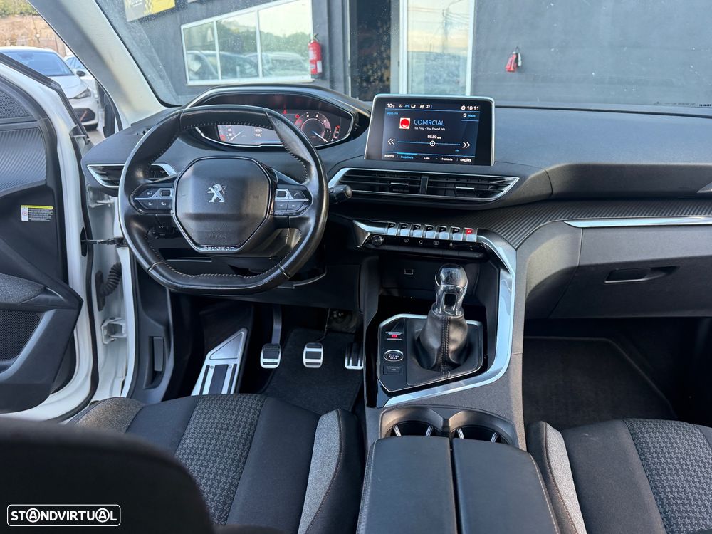 Peugeot 3008 1.5 BlueHDi GT - 21