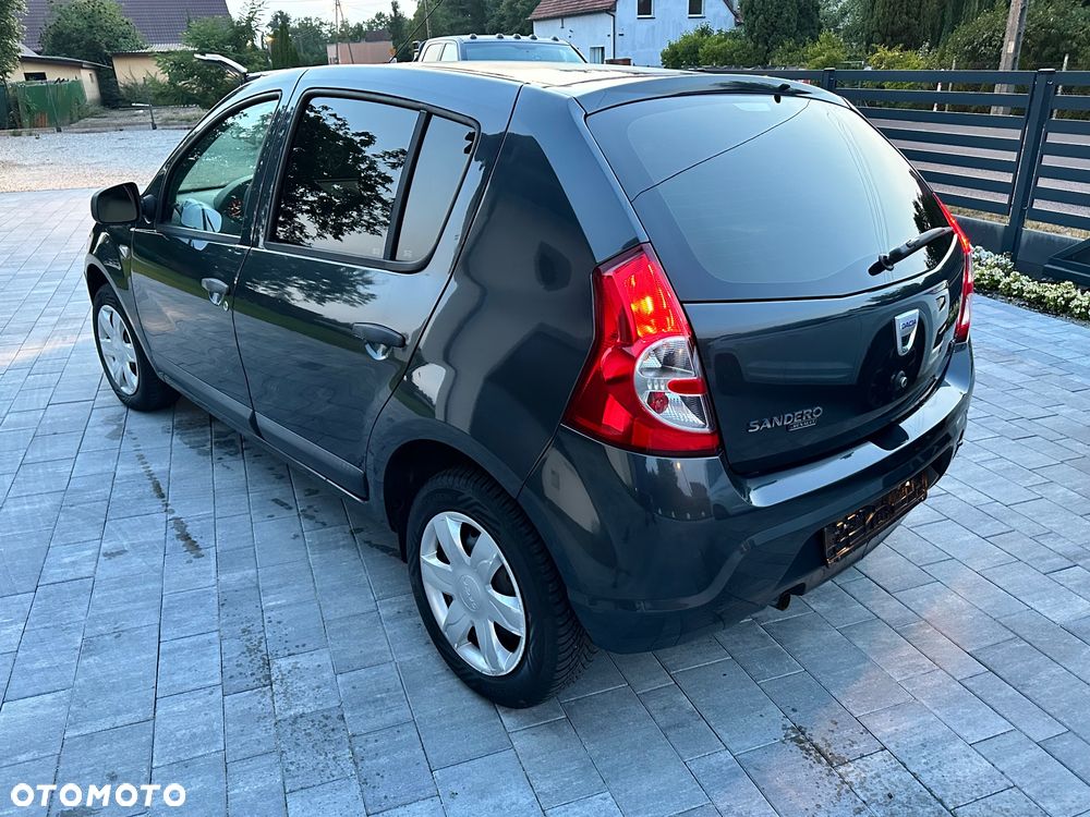 Dacia Sandero 1.2 16V Ambiance - 4