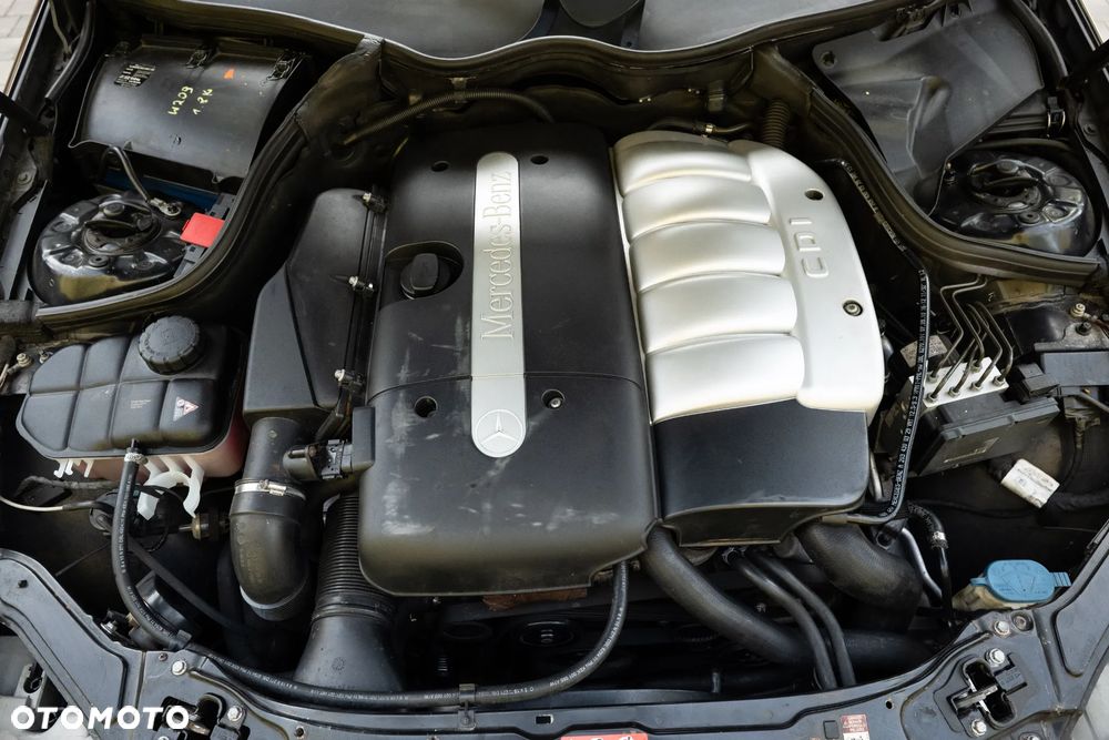 Mercedes-Benz CLK - 19