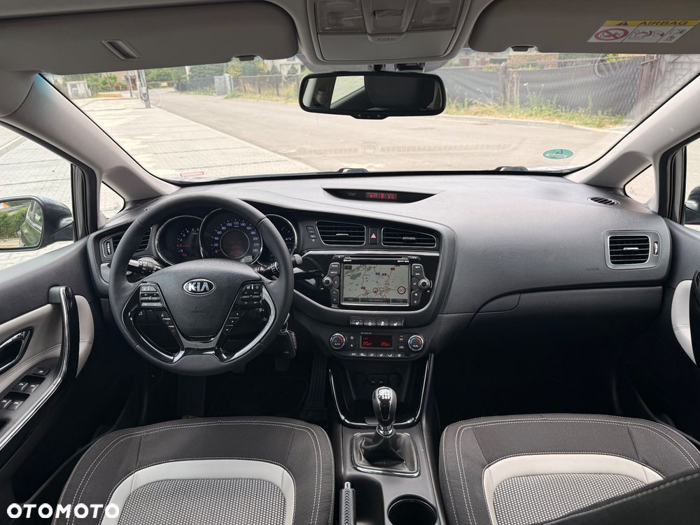 Kia Ceed 1.6 CRDi XL - 22