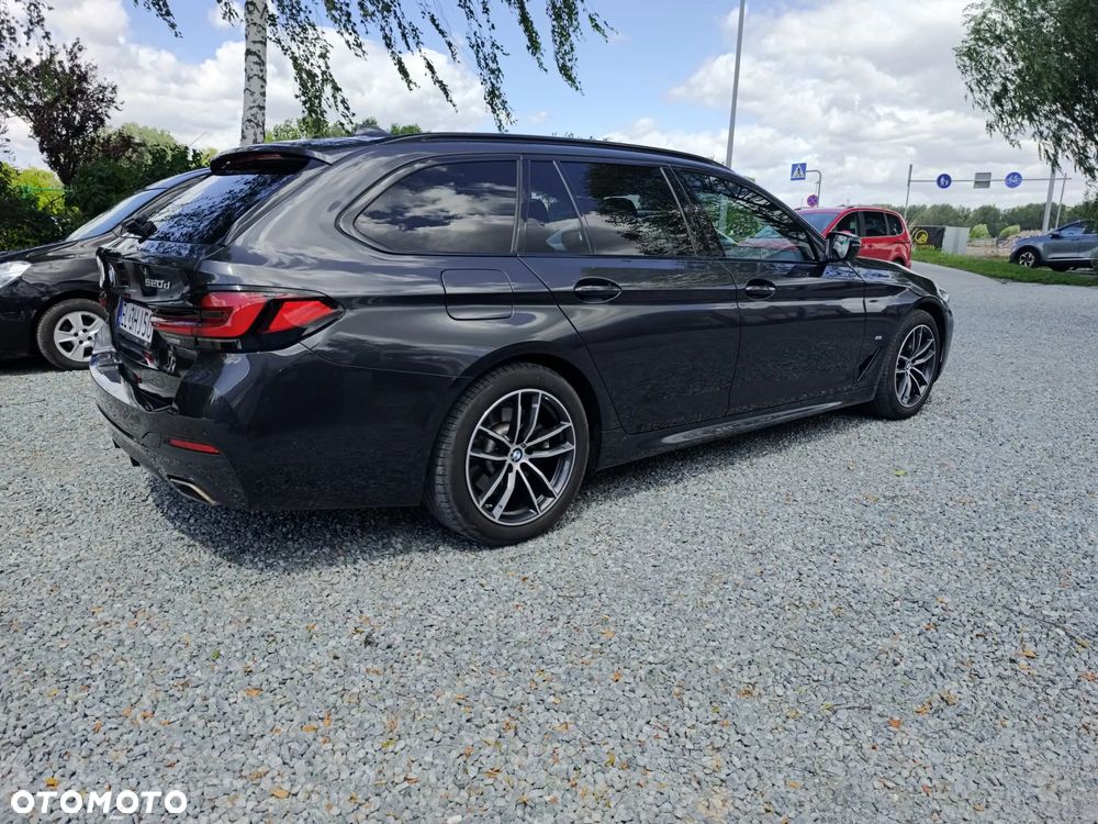 BMW Seria 5 520d mHEV M Sport sport - 4