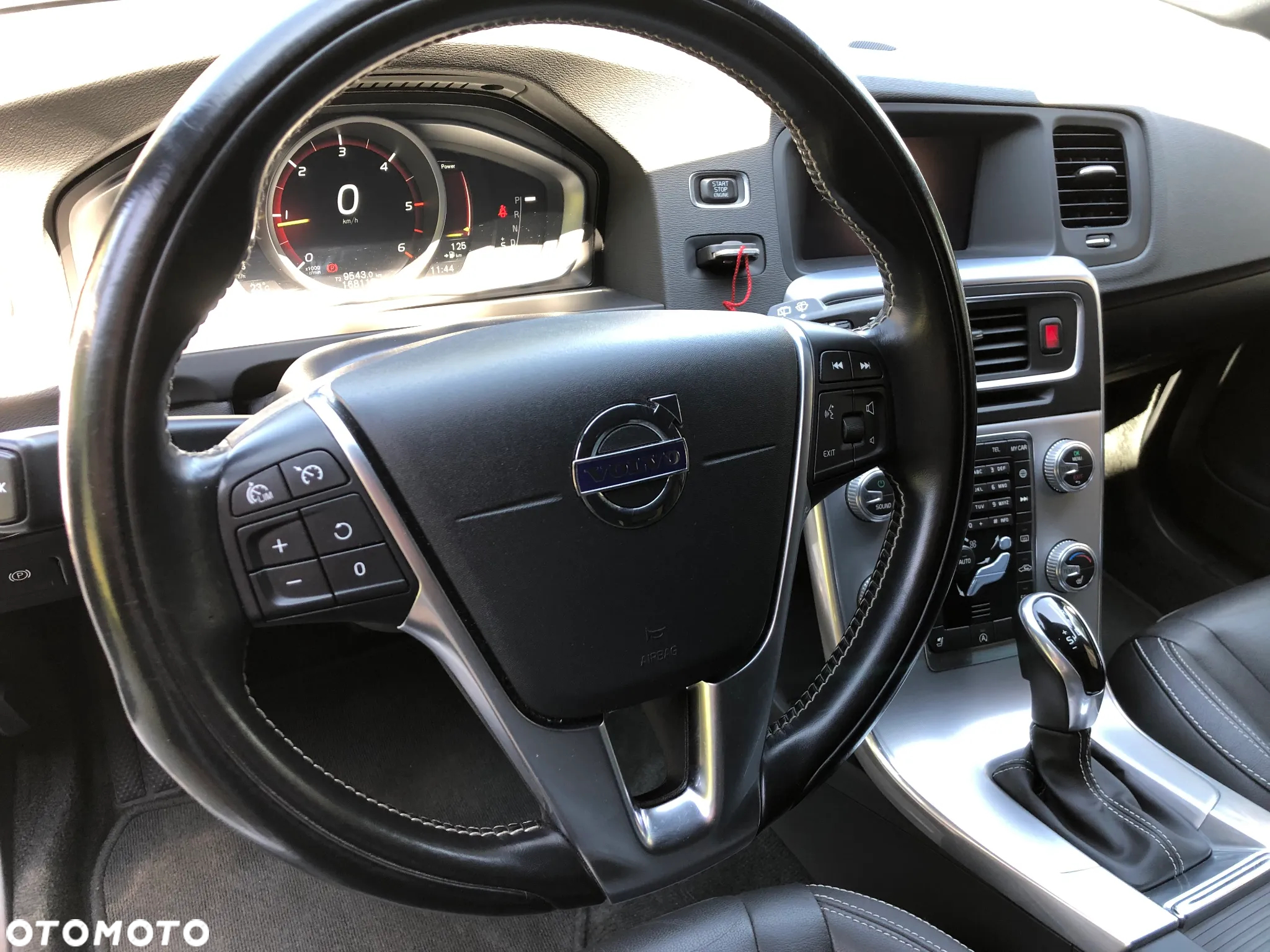 Volvo V60 D4 Drive-E Dynamic Edition (Momentum) - 18